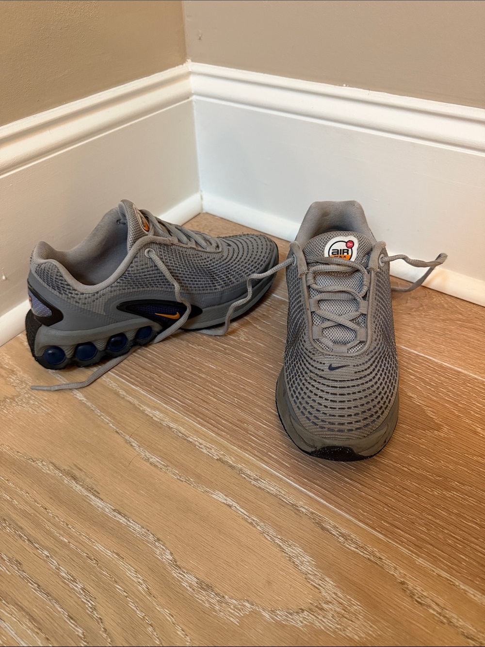 Nike Air Max Dn Youth Size 5Y